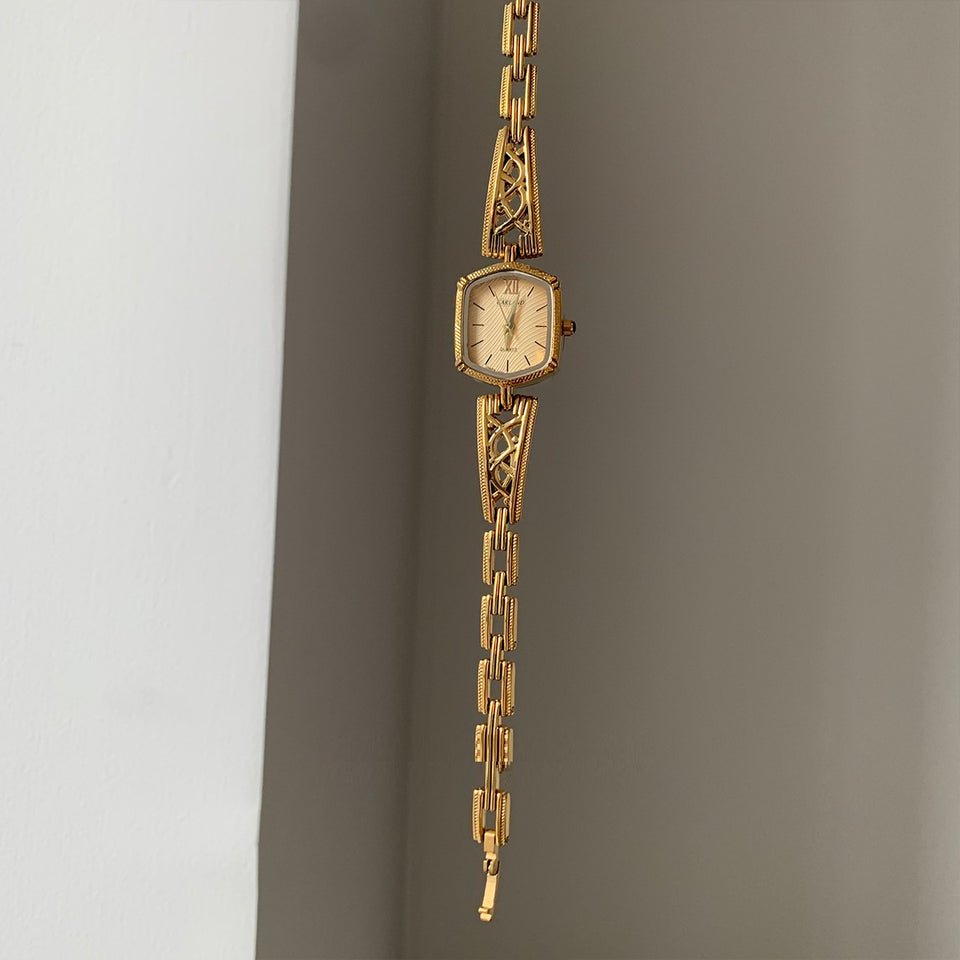 Special-interest Design High-grade Palace Exquisite Women's Quartz Watch