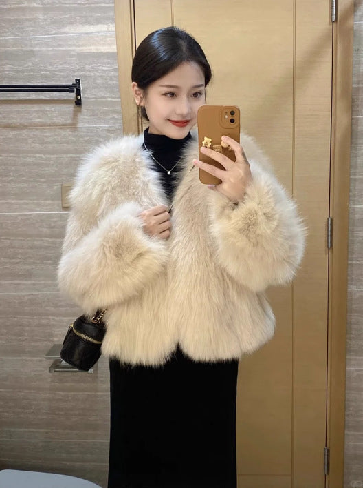 Fuzzy Short V-neck Coat